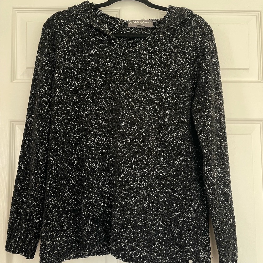 Eddie Bauer Lounge Women's Black & White speckled hooded‎ Sweater S Large.
